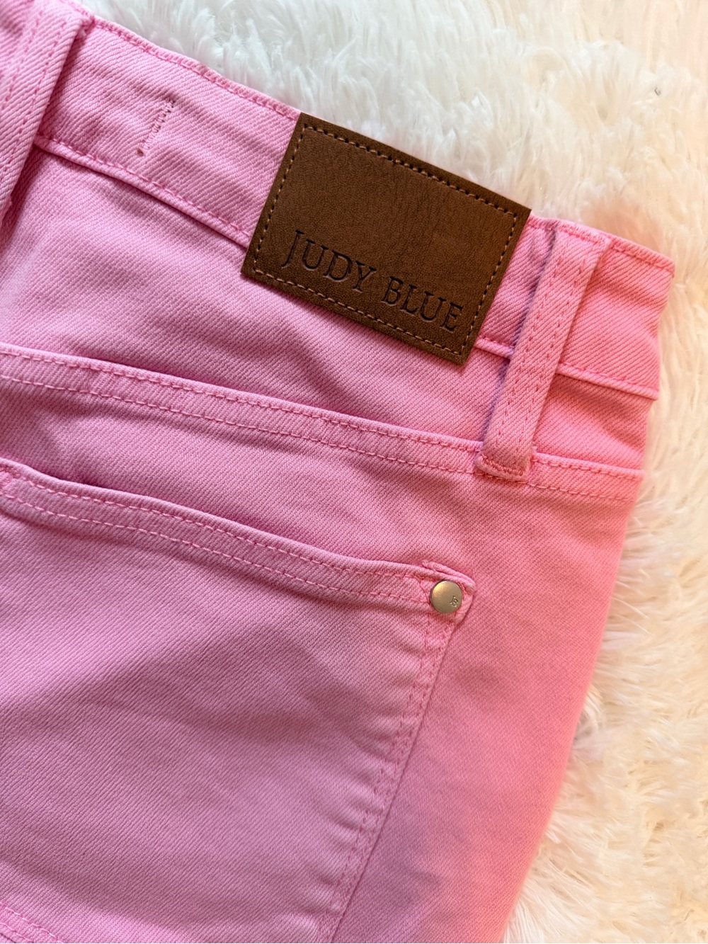 Judy Blue Pink Garment Dyed Fray Hem Shorts - Picture 4 of 9